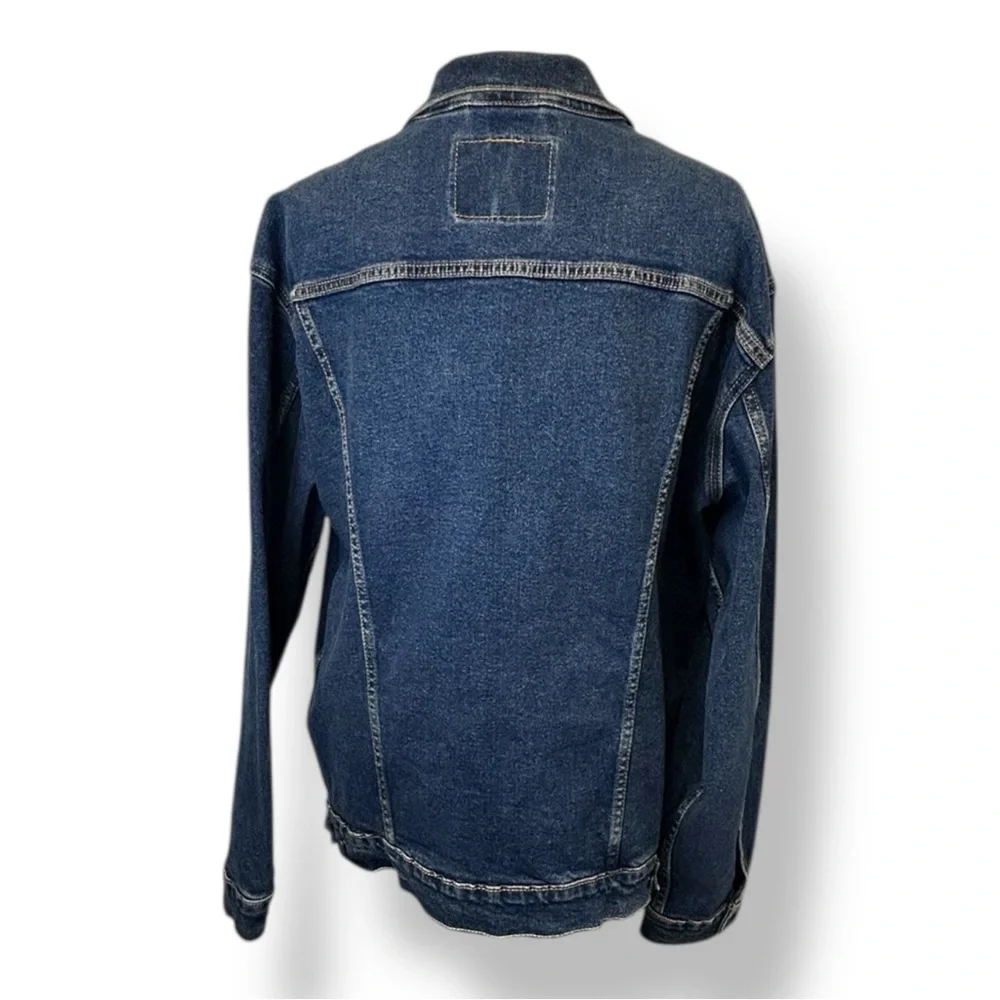 Levis stylish versatile